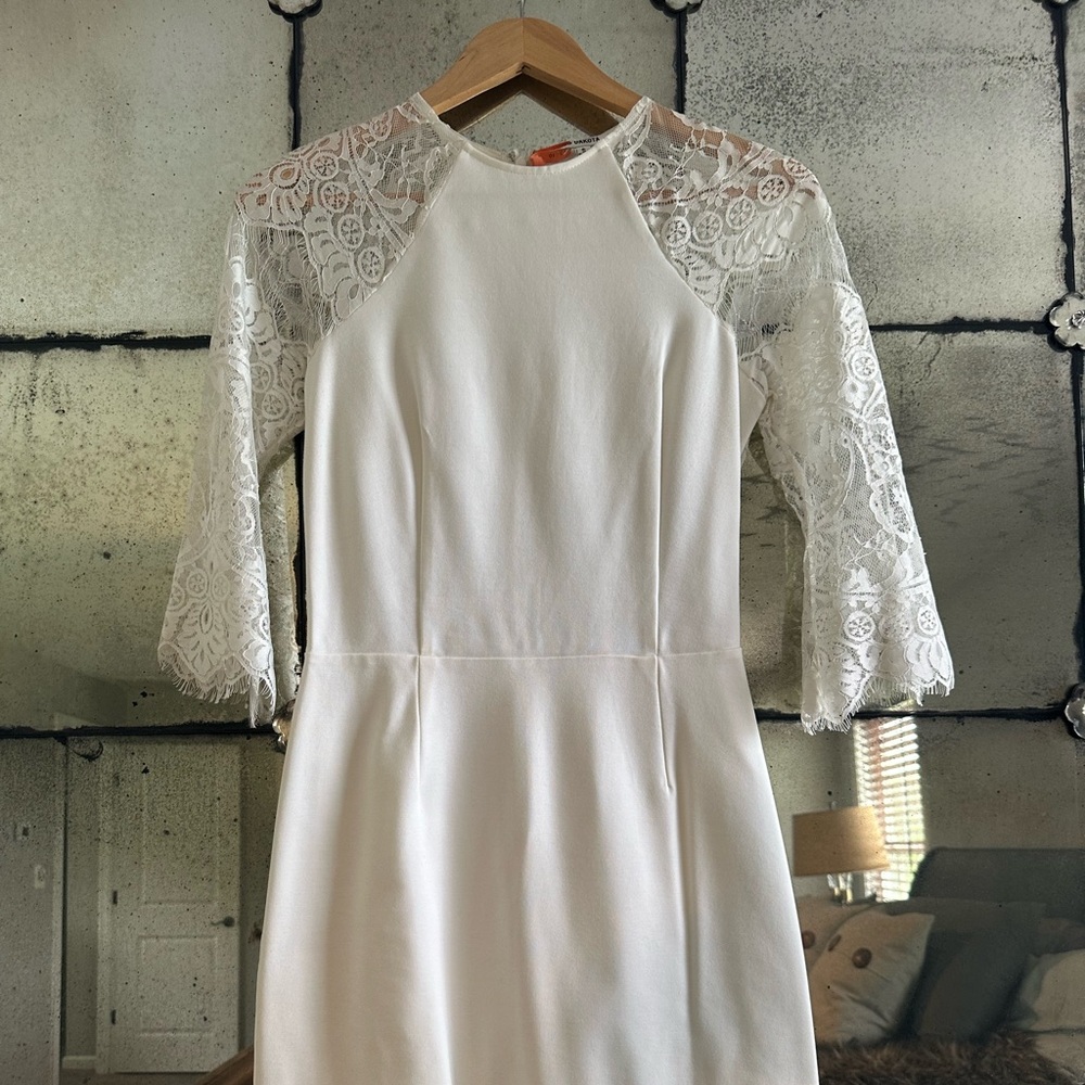 BB Dakota white lace dress